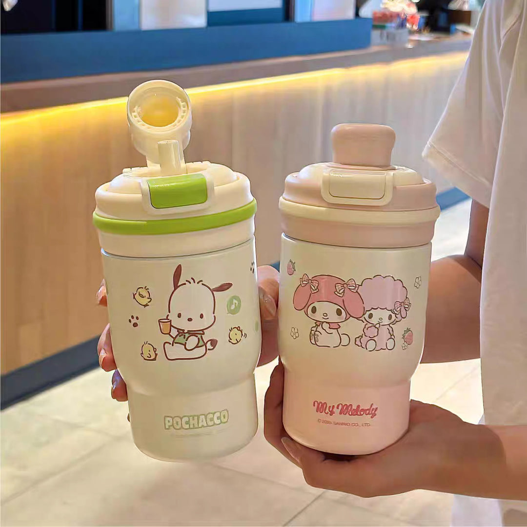 Unisex cup with interchangeable lid Bowlift