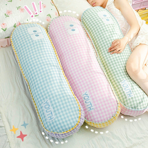 Cushion roll with playful design Bowlift