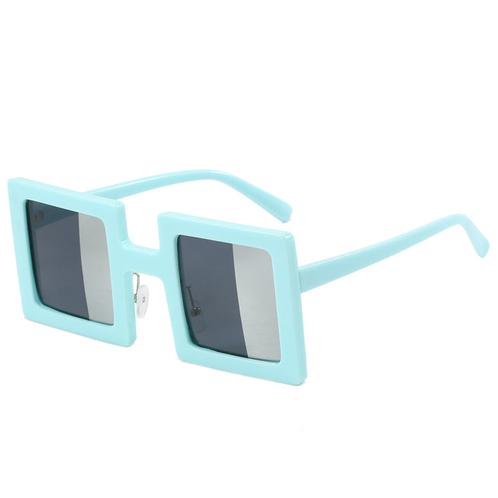 Women square sunglasses with modern design Bowlift