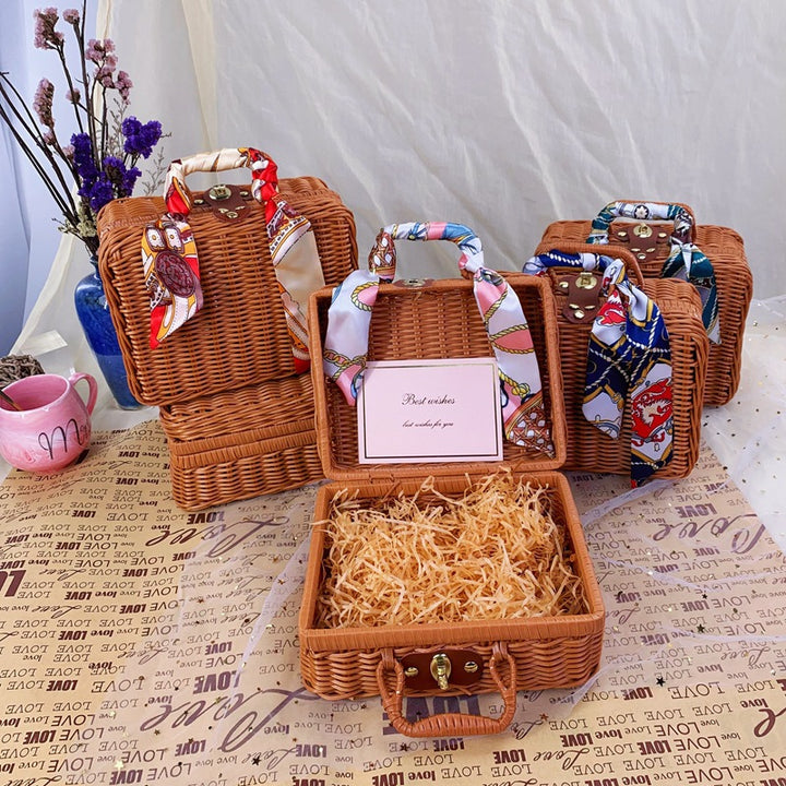 Women's braided handbag with decorative silk ribbon Bowlift