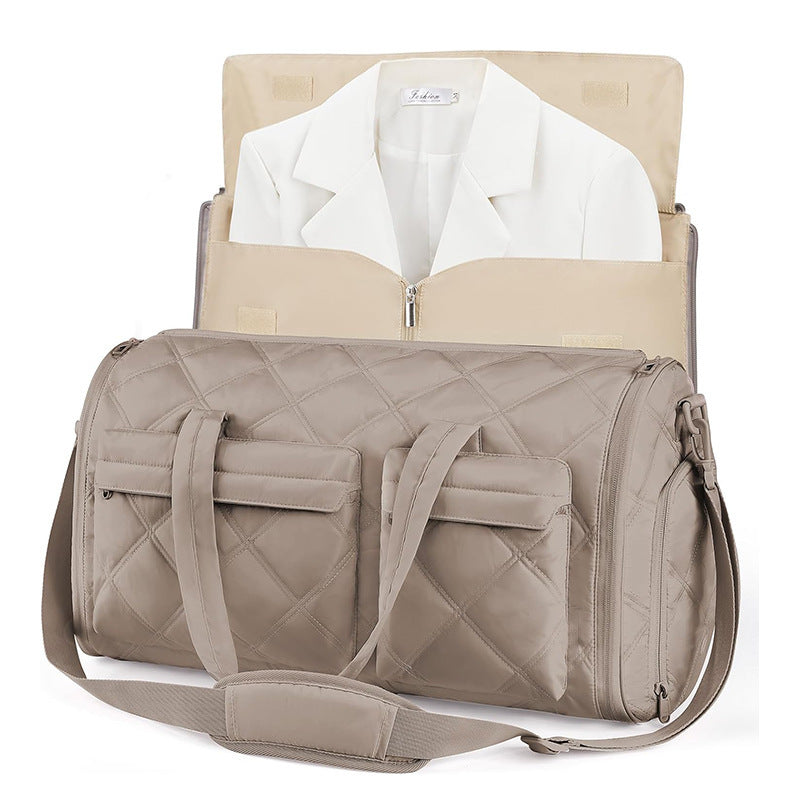 Elegant Travel Bag with Integrated Suit Compartment Bowlift