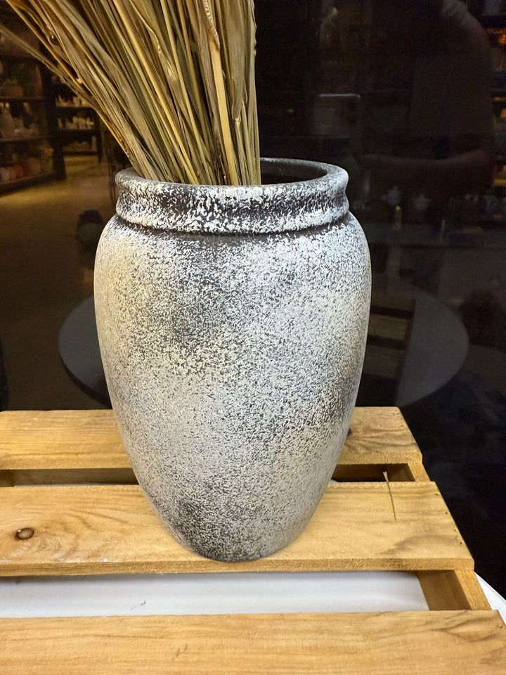Elegant Ceramic Vase Bowlift
