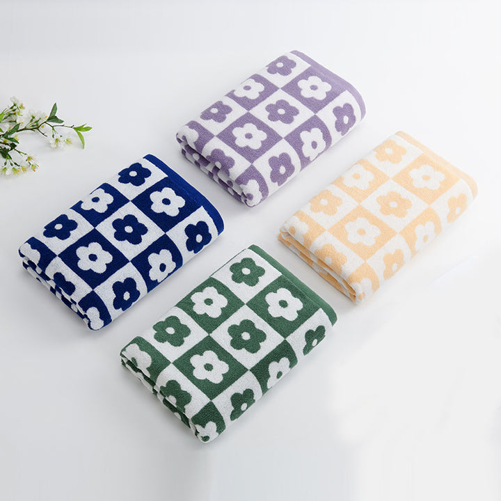 Women's Luxurious Terry Bath Towel with Floral Pattern Bowlift
