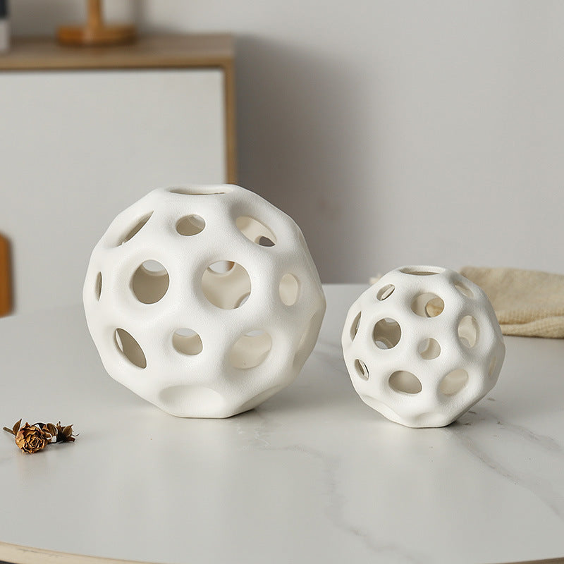 Decorative sculptural vase Bowlift