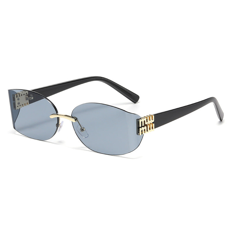 Chic Shielded Sunglasses