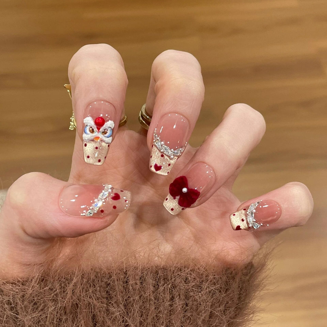 Creative nail art with flower and fruit motifs Bowlift