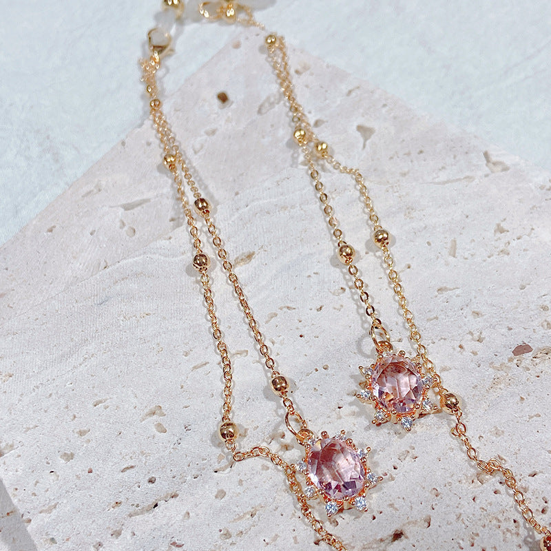 Noble jewelry necklace with sparkling crystals Bowlift