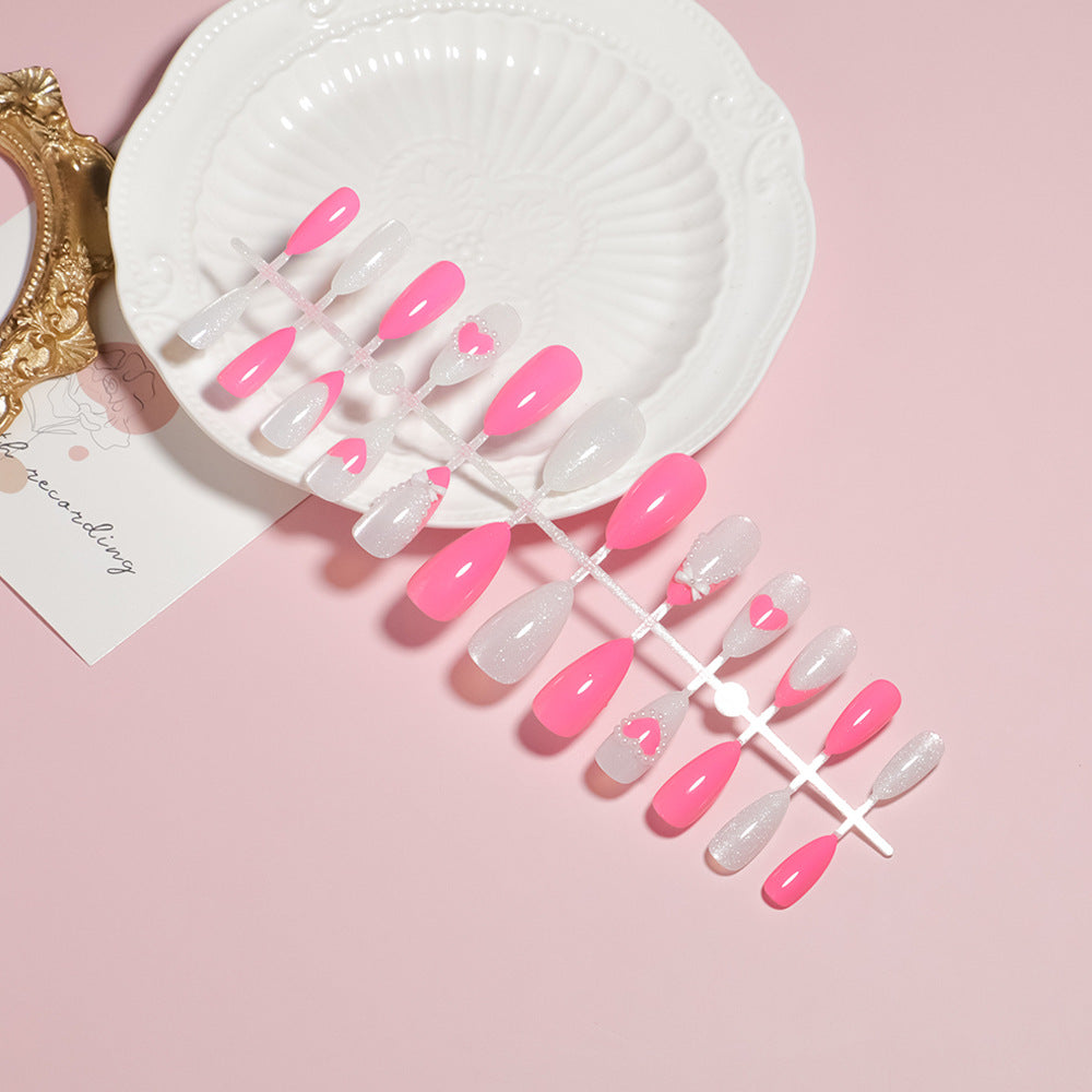 Elegant Floral Accent Press-On Nail Set Bowlift