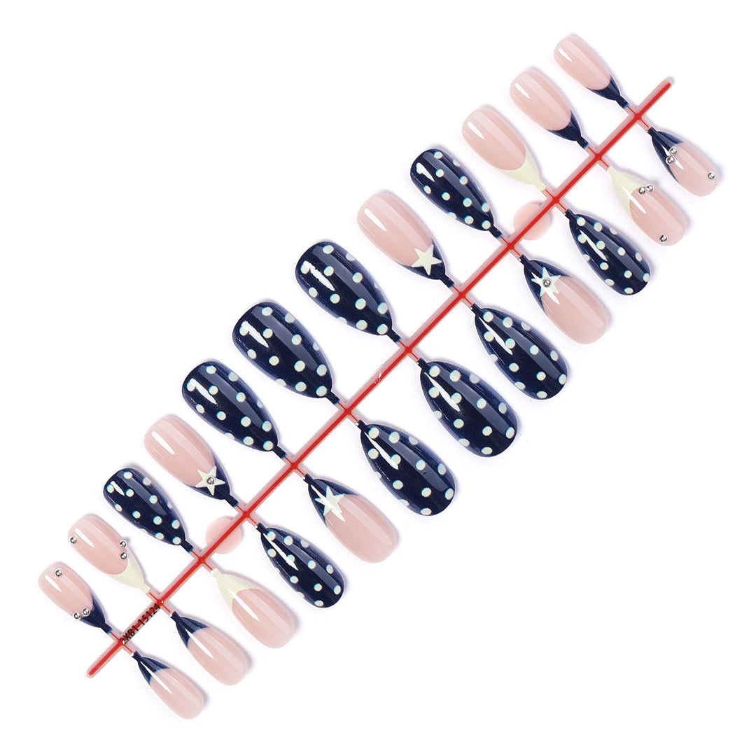 Artificial nail set with stylish star and dot patterns Bowlift