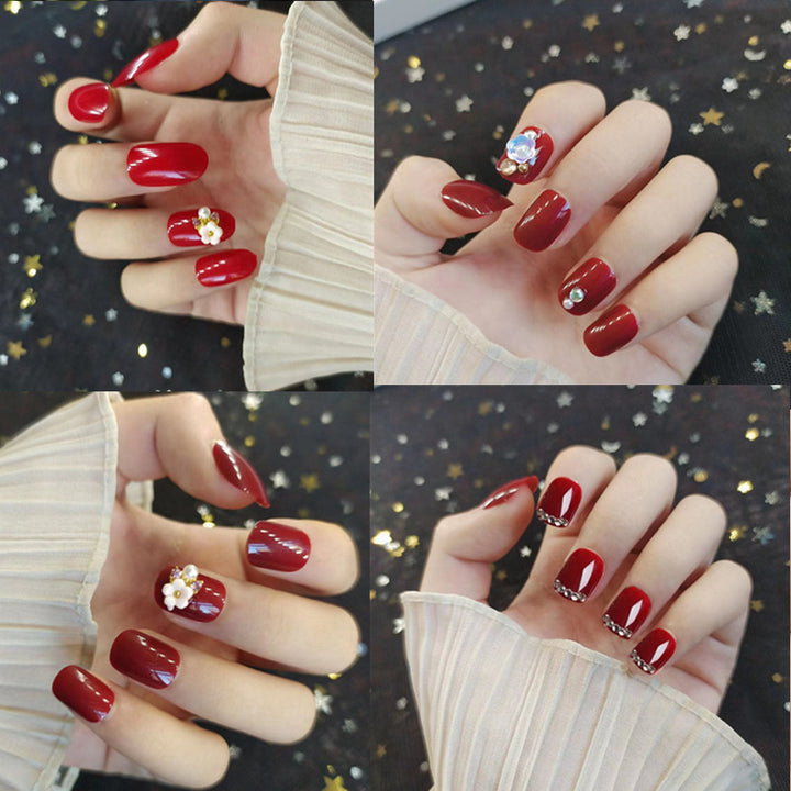 Elegant artificial nails with decorative accents Bowlift
