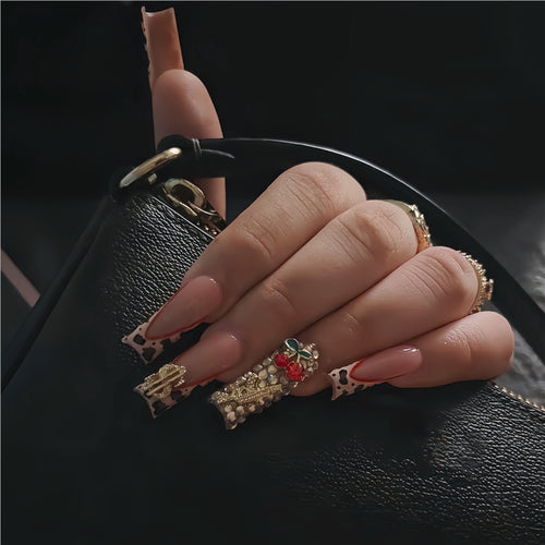 Artistic Decorative Press-On Nails Bowlift