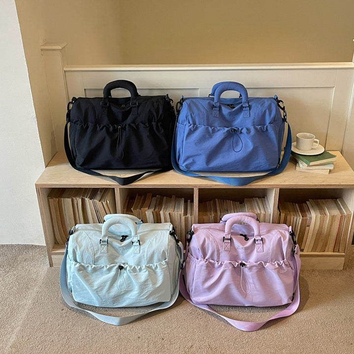 Sporty Travel Bag With Comprehensive Organizational Structure Bowlift