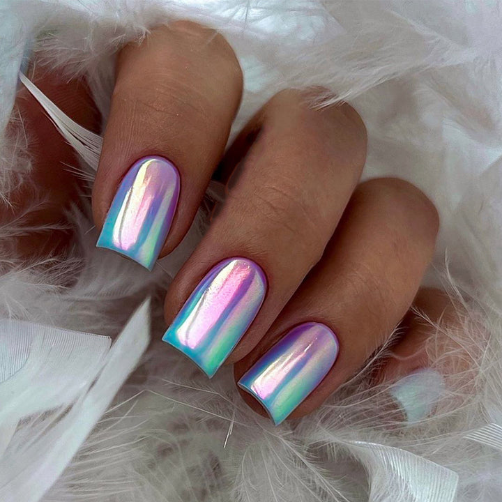 Artificial nail art in holographic design Bowlift