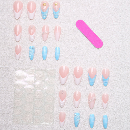 Creative artificial nails with maritime motifs Bowlift