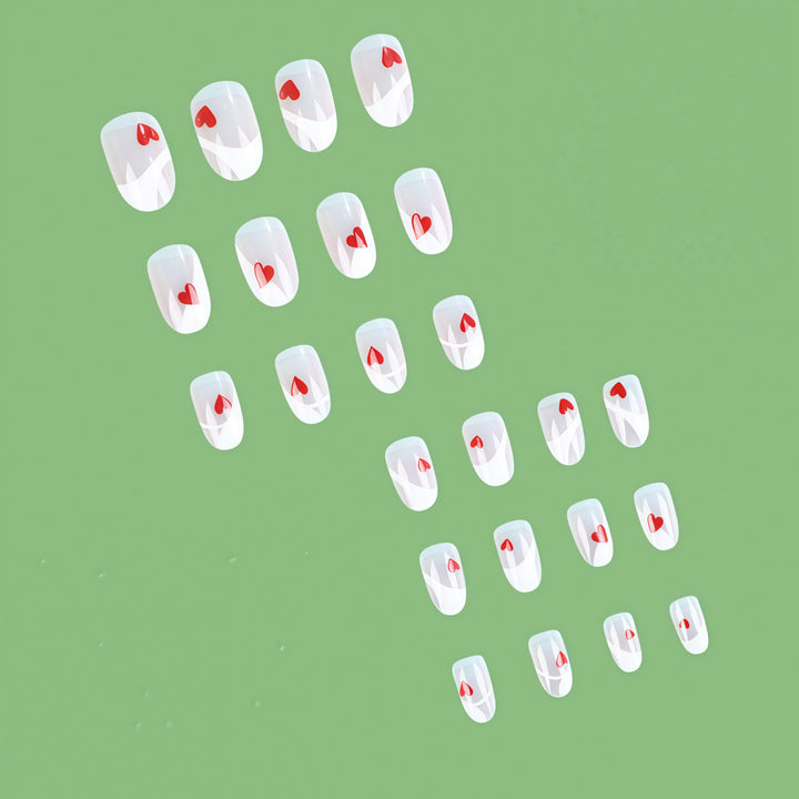 Artificial nails with romantic heart design Bowlift