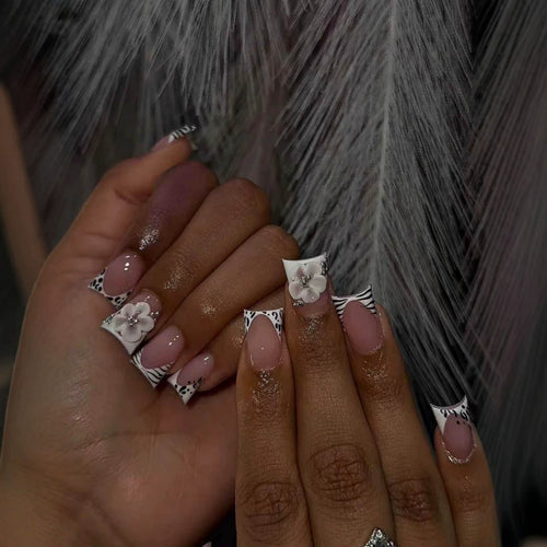 Luxury Floral French Tip Nail Extensions Bowlift