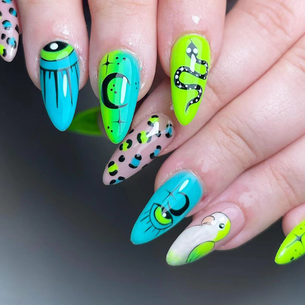 Artificial nail set with playful animal designs and eye-catching 3D designs Bowlift