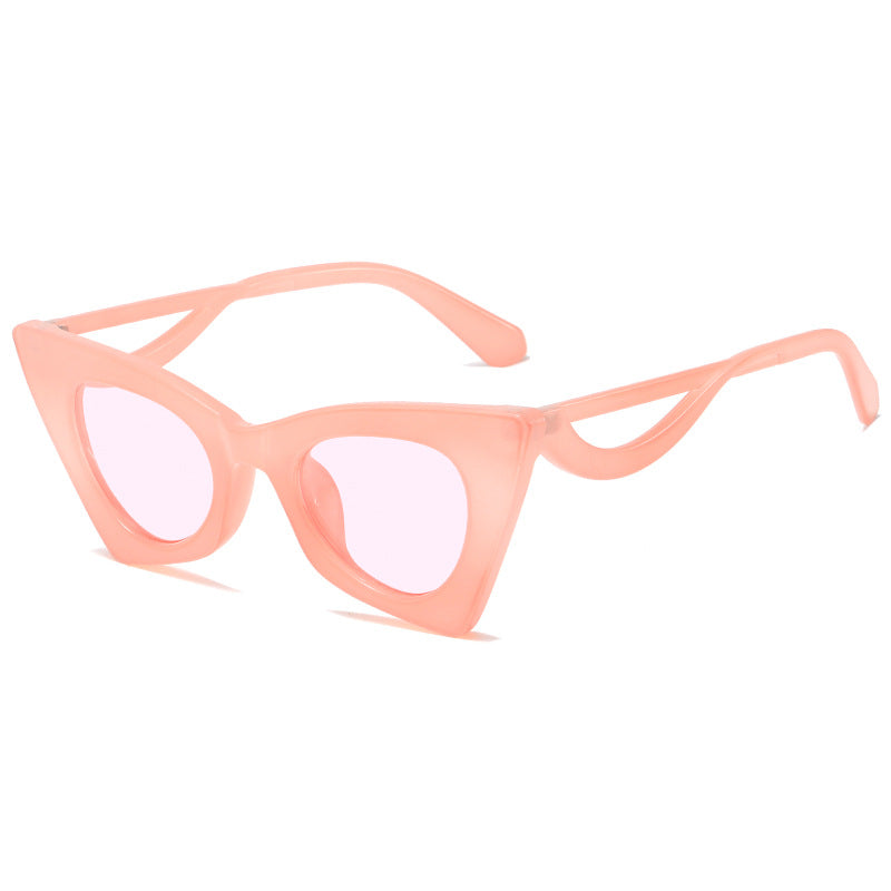 Ladies fashionable cat-eye sunglasses in fashion style Bowlift