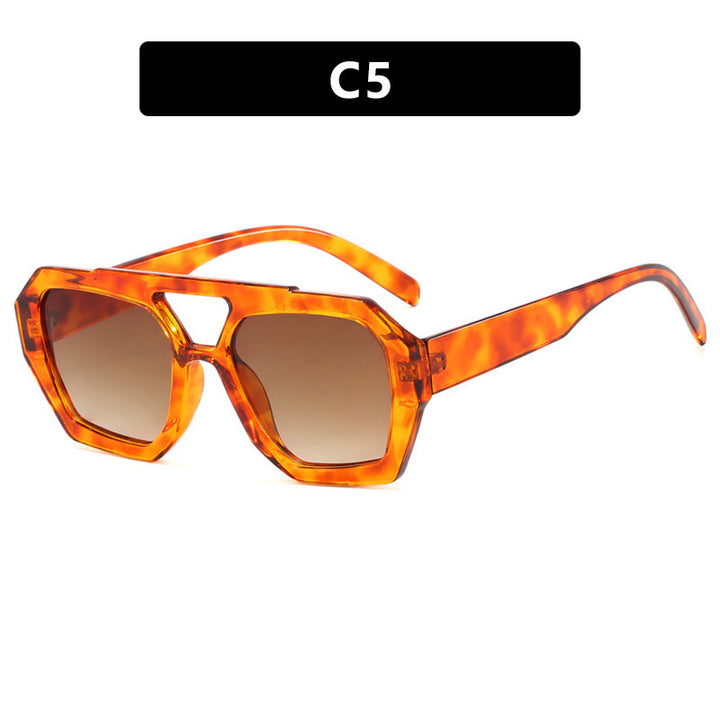 Women's geometric sunglasses with luxurious design Bowlift
