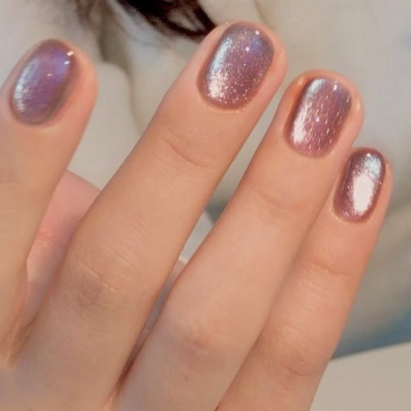 Shimmering Press-On Nail Collection Bowlift