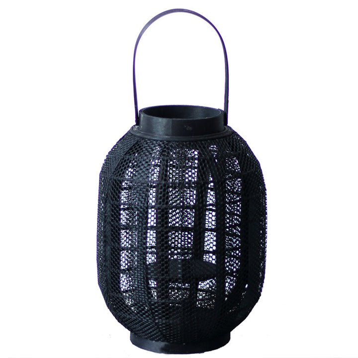 Elegant metal lantern with net design Bowlift