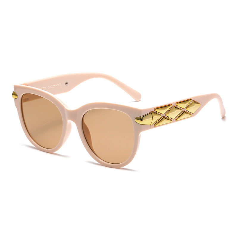 Women's designer sunglasses with innovative, detailed frame Bowlift