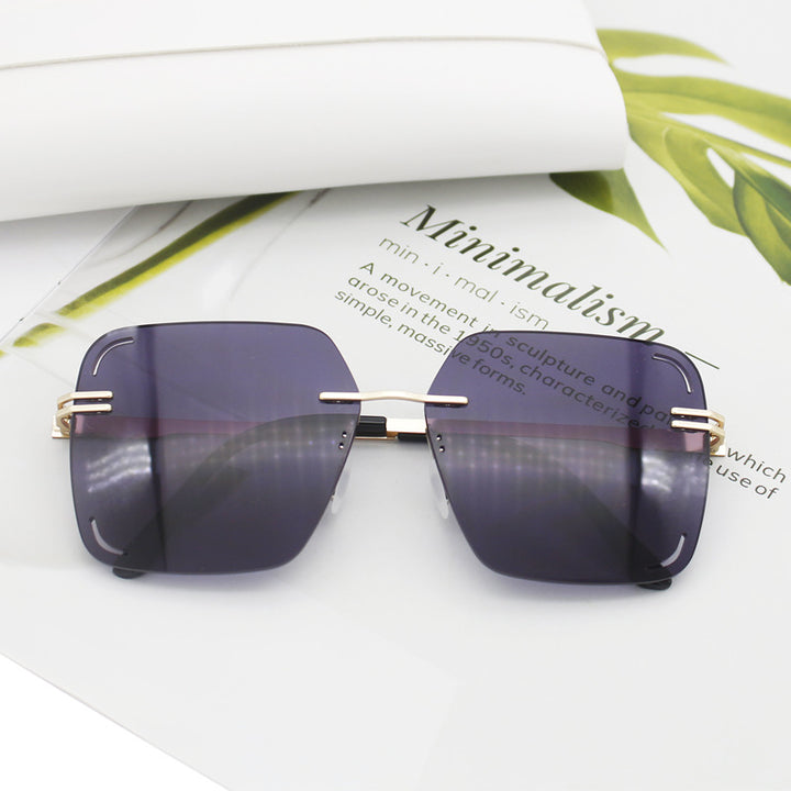 Women's square sunglasses with embellished metal detail Bowlift