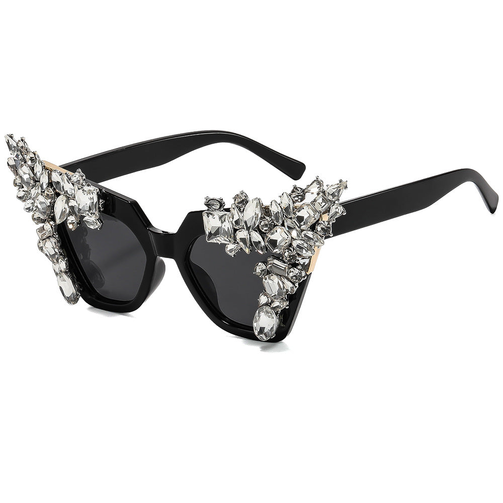 Ladies glamorous cat-eye sunglasses with extravagant crystal embellishments Bowlift