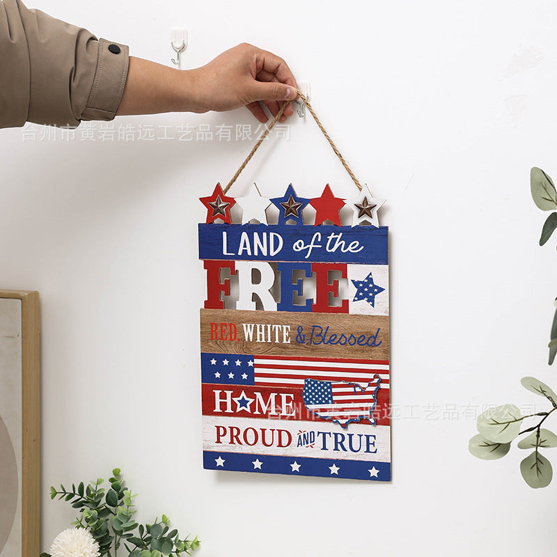Independence Day rustic distressed wooden wall plaque with rope hanger and layered star accents Bowlift