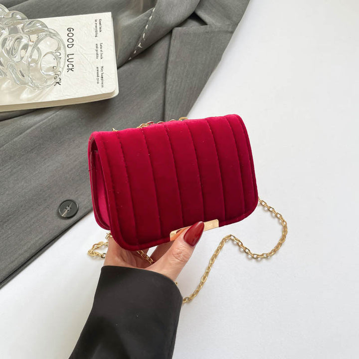 Elegant Quilted Velvet Crossbody Bag Bowlift
