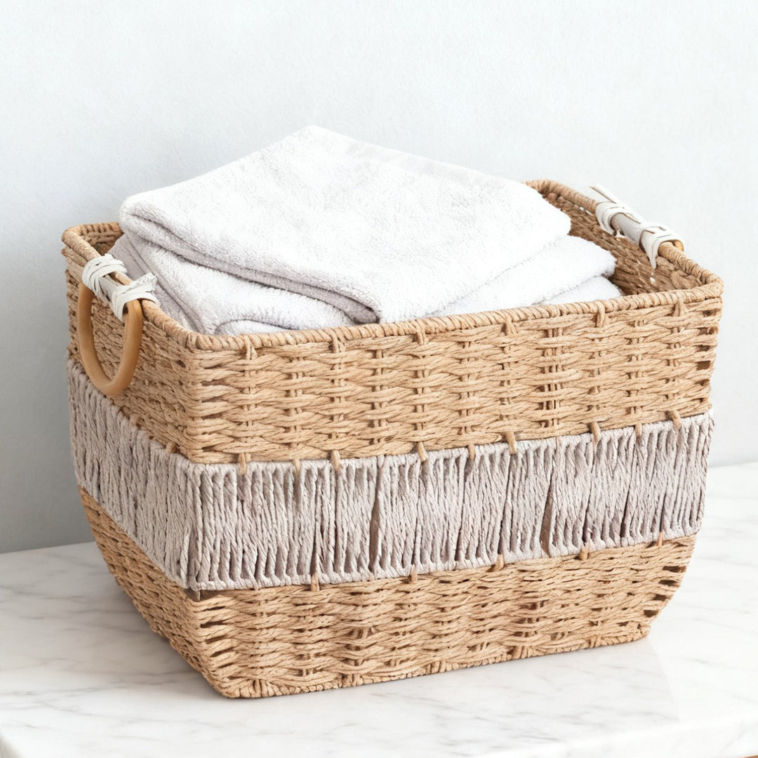 Handmade storage basket with fringes Bowlift