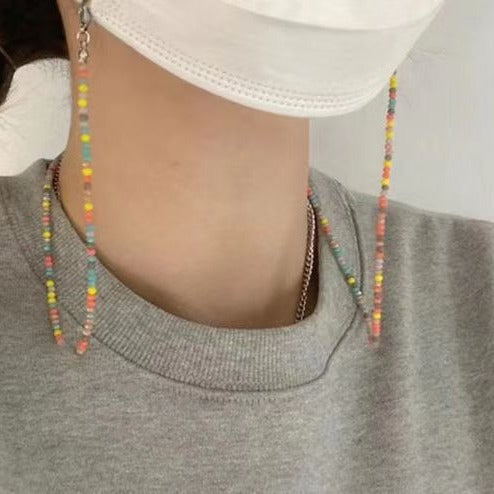 Colorful Bead-Glass-Necklace Bowlift