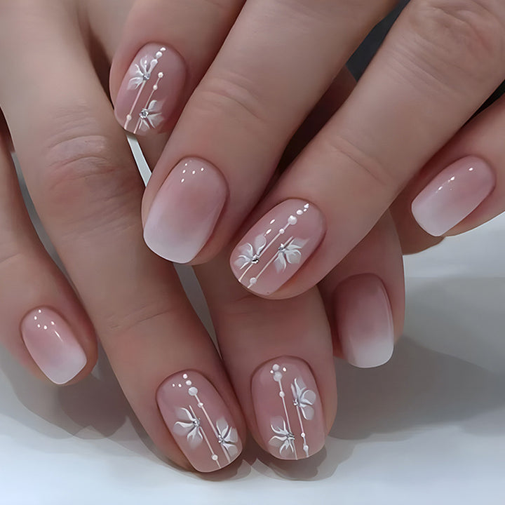 Artificial nails with elegant floral design Bowlift