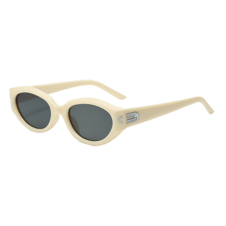 Women's Stylish Vintage Sunglasses with Elegant Design Bowlift