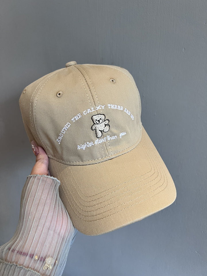 Unisex Embroidered Cap Bowlift