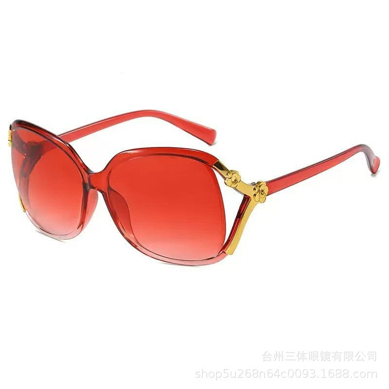 Oversized Floral Accent Sunglasses