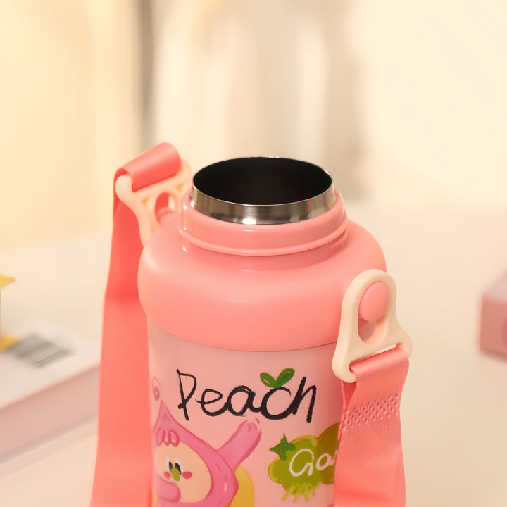 Insulated drinking bottle with practical carrying strap and creative design Bowlift
