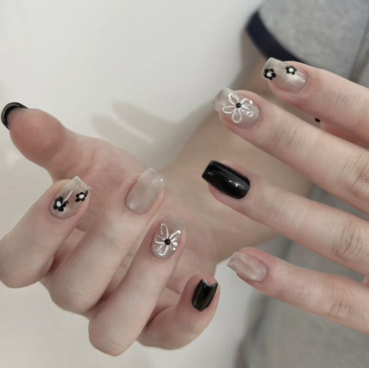 Artistic Floral and Geometric Press-On Nails Bowlift
