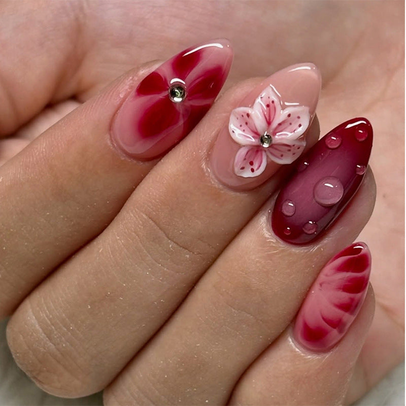 Floral-Inspired Press-On Nail Set Bowlift