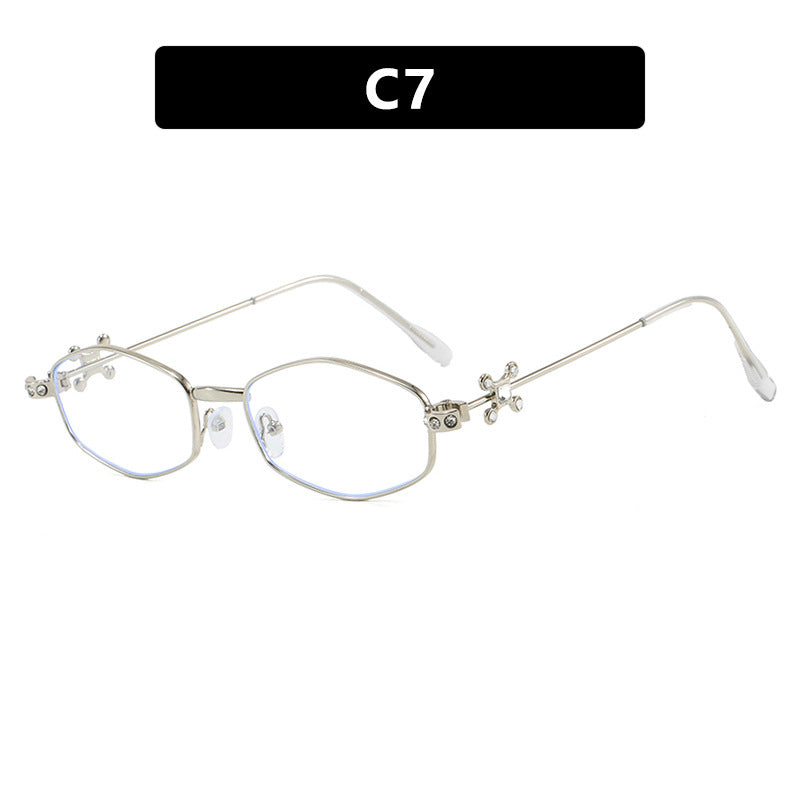 Women's sunglasses with elegant accents and UV protection Bowlift