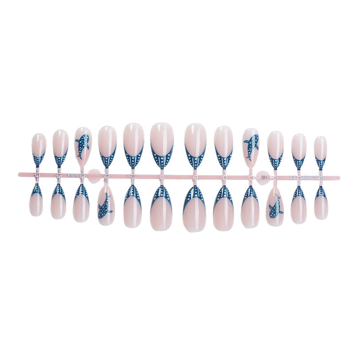 Creative nail set with maritime design Bowlift