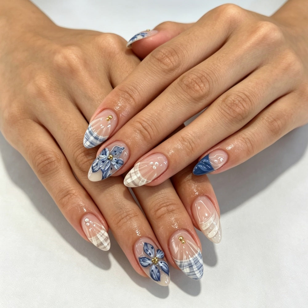 Floral Artistic Press-On Nail Set Bowlift
