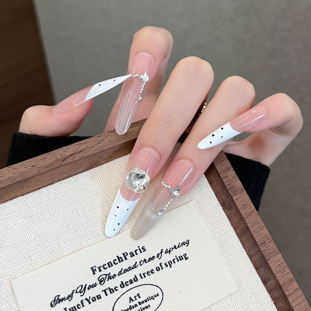 Elegant Handcrafted Press-On Nail Set Bowlift