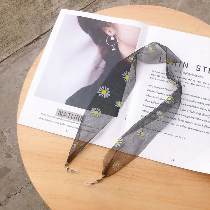 Floral Patterned Eyewear Chain Bowlift