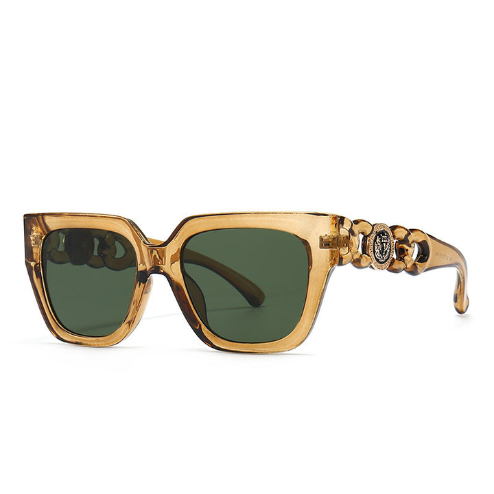 Women's oversized sunglasses with luxurious chain accents Bowlift