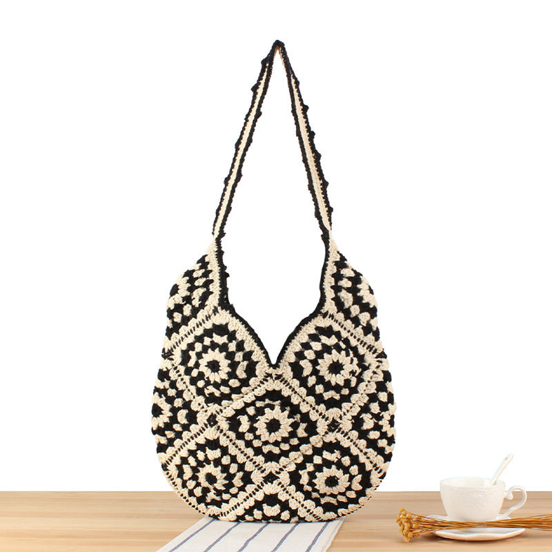 Handbag in modern crochet pattern Bowlift