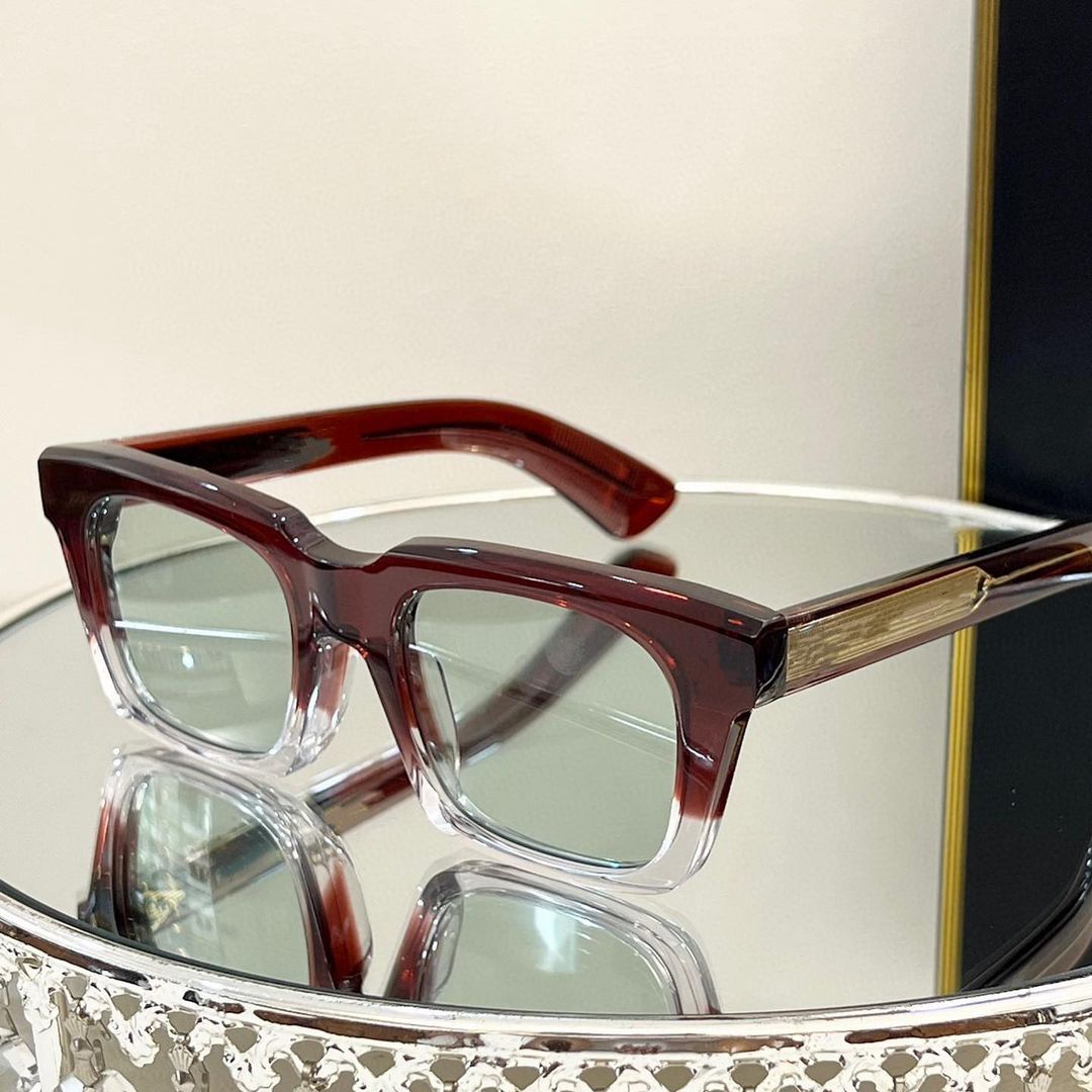 Women's Premium Sunglasses with extravagant rectangular frame and highly comfortable lenses Bowlift