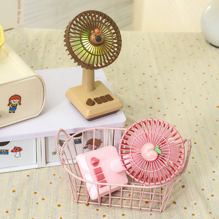 Ladies portable USB table fan in cheerful pineapple design Bowlift