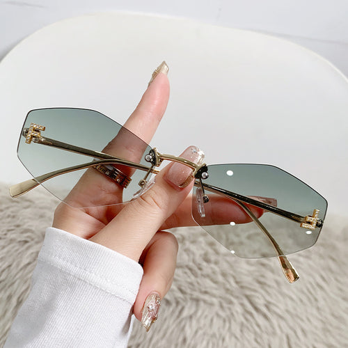 Women's designer sunglasses with innovative hexagonal frame Bowlift