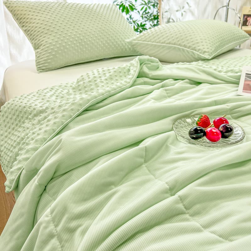 Reversible Textured Ultra-Soft Ice Cream-Like Cooling Summer Comforter | Bowlift